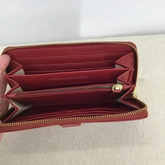 Talbots Women’s Leather Continental Long Zip Wallet Red - Picture 4 of 5